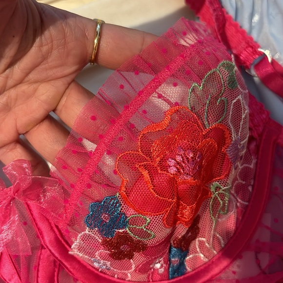 For love and lemons corset- price is firm. - Picture 10 of 12